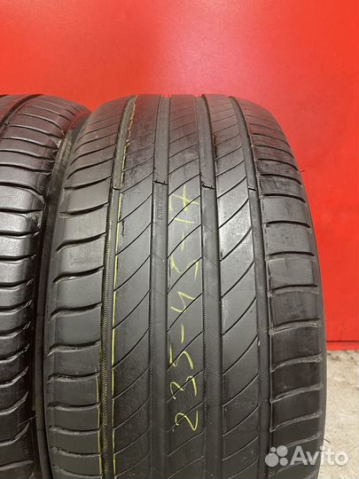 Michelin Primacy 4 235/45 R17