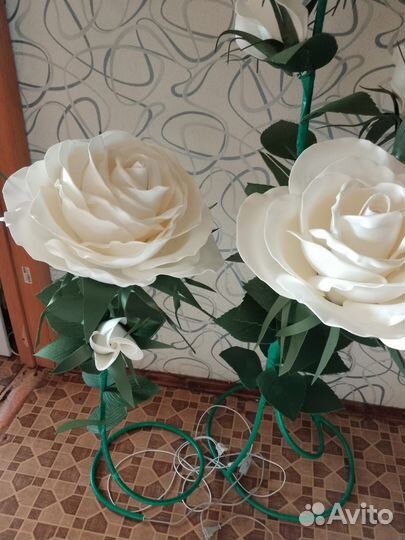 Торшер роза из изолона