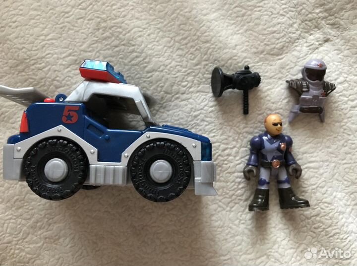 Машинка со зуком и светом