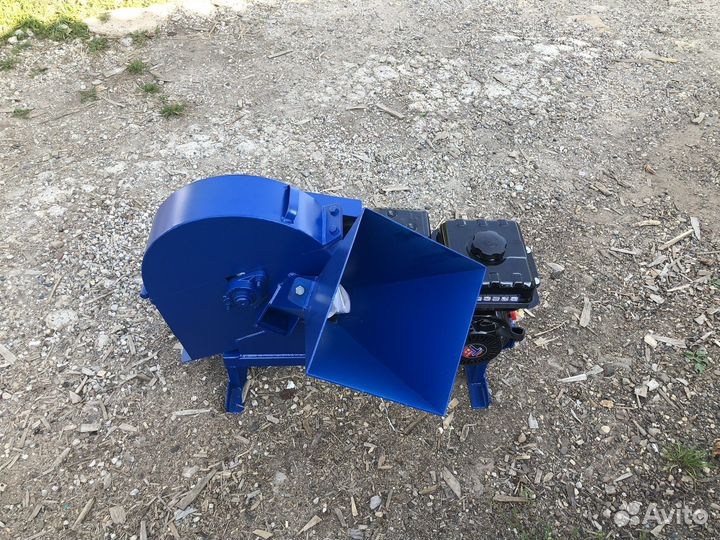 Измельчитель веток Сруб300 8лс