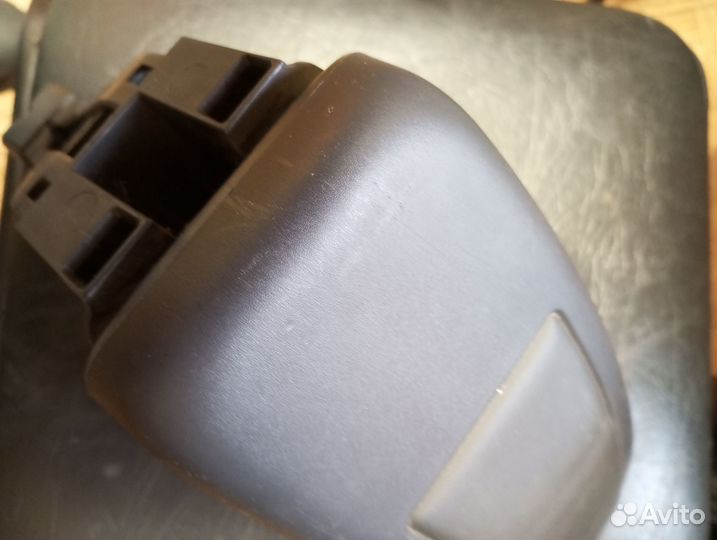 Подлокотник консоли рено логан 2