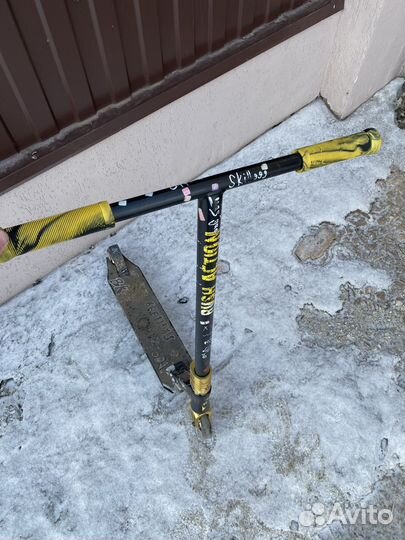 Трюковой самокат