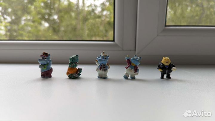 Фигурки Kinder Surprise Бегемоты и другие