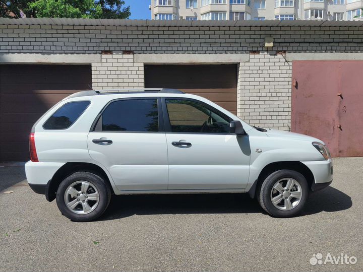 Kia Sportage 2.0 МТ, 2009, 30 000 км