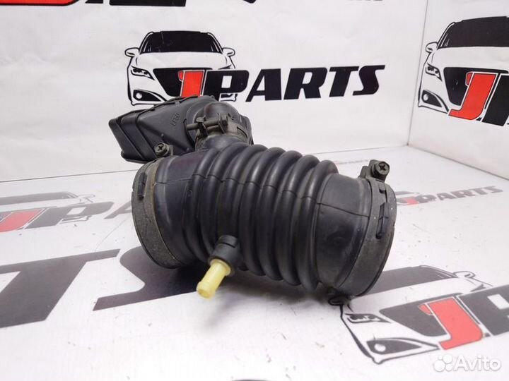 Гофра воздуховода Mazda 3 BK рестайлинг (2006—2009