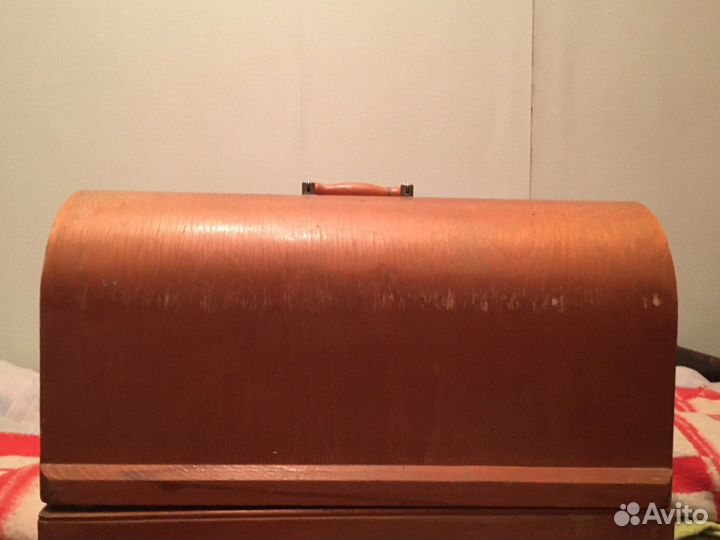 Швейная машина Подольск СССР в хорошем состоянии