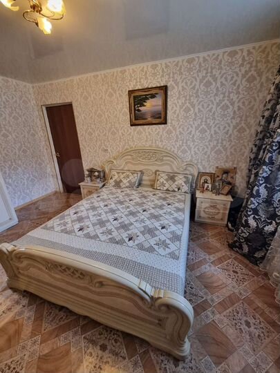 4-к. квартира, 87 м², 1/2 эт.