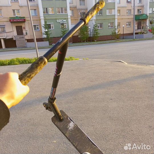 Трюковой самокат