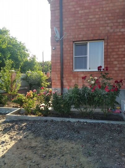 Дом 193 м² на участке 5 сот.