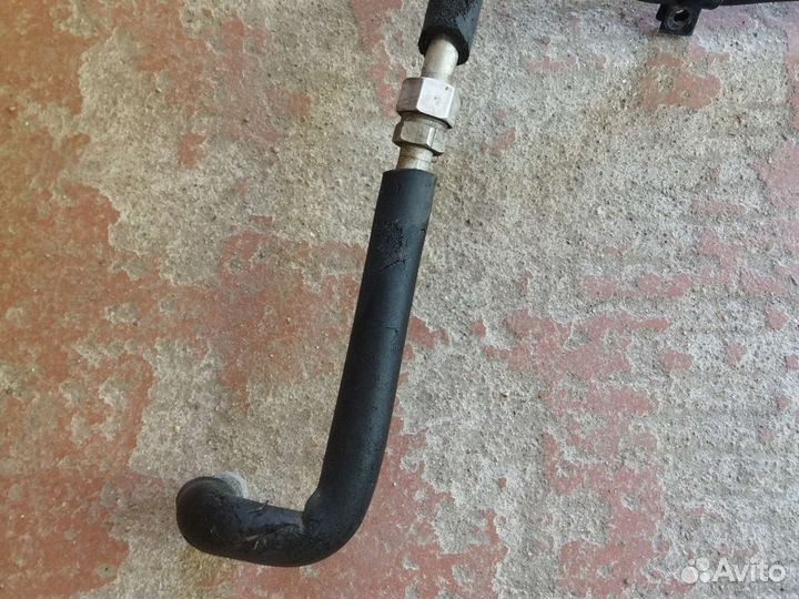 Трубка кондиционера шланг Mitsubishi Pajero II