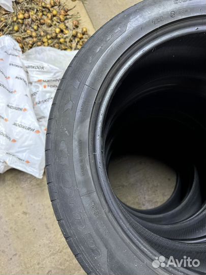 Goodyear Wrangler S4 255/55 R19