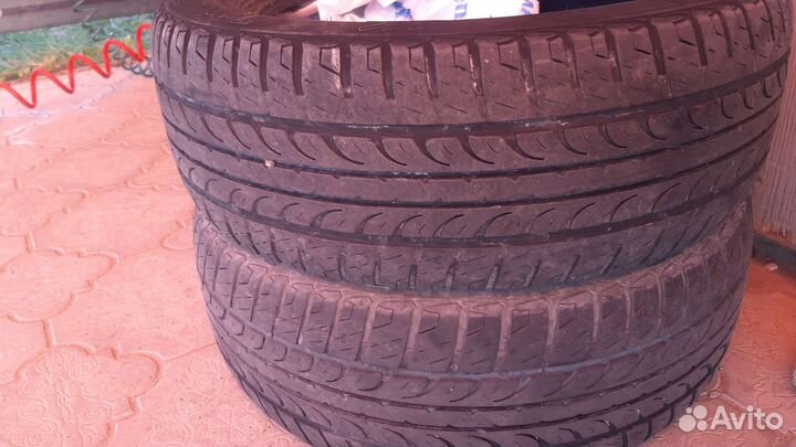 Tunga Zodiak 205/55 R16 19F