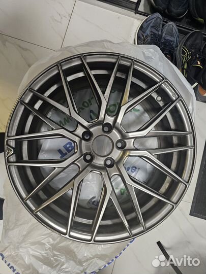 Колёсные диски Vorsteiner V-FF 107