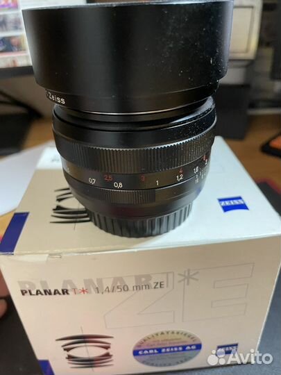 Объектив Carl Zeiss Planar 1,4/50 ZE Canon EF