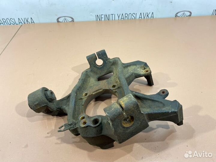 Кулак задний правый Infiniti Qx56 JA60 VK56DE 2008