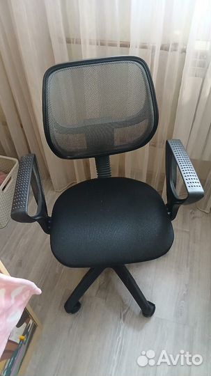 Компьютерное кресло