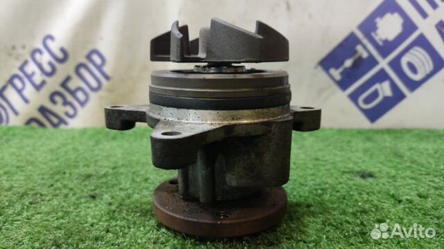 Помпа Ford C-Max универсал 1.8 qqda 2004