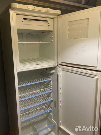 Холодильник бу indesit