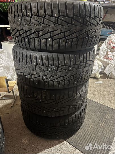 Nokian Tyres Hakkapeliitta 7 245/40 R20