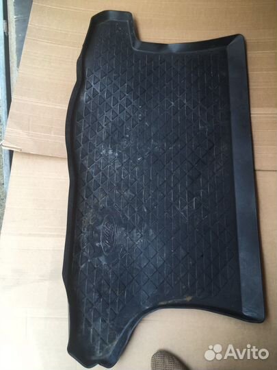 Коврик на багажник форд фьюжн