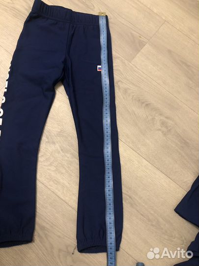 Спортивный костюм для фигурного катания