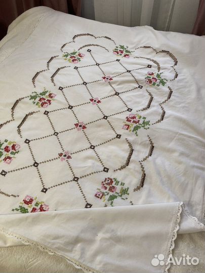 Скатерть винтаж хлопок вышивка ручная (мулине)