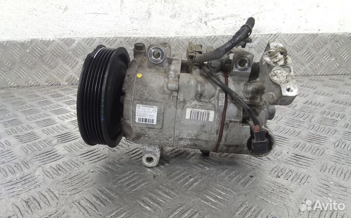 Компрессор системы кондиционирования Renault Megan
