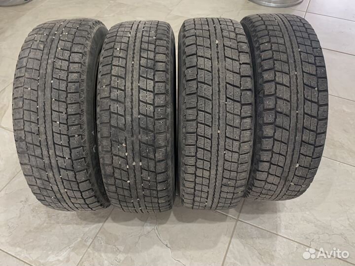 Колеса зимние maxxis Presa Ise r14 175/65
