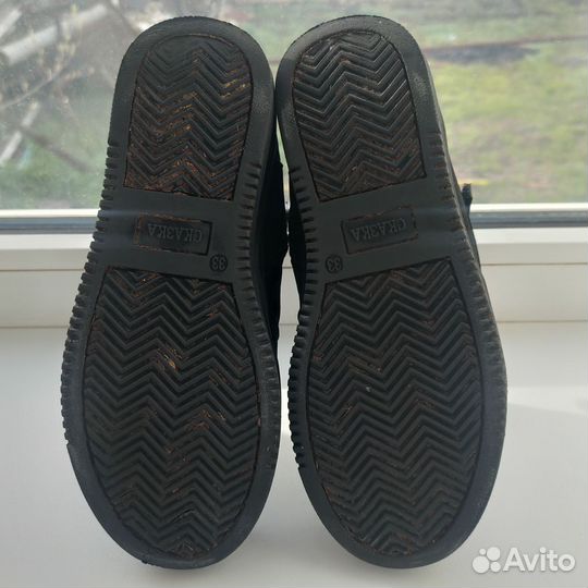 Ботинки демисезонные для девочки Сказка 33 размер