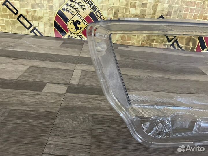 Стекла фары левой Skoda Octavia A7 2013-2017