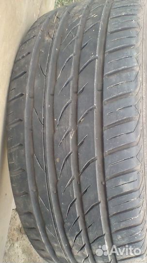 JCB Sitemaster 225/45 R18 199VR
