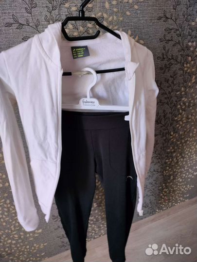 Спортивный костюм для девочки 134