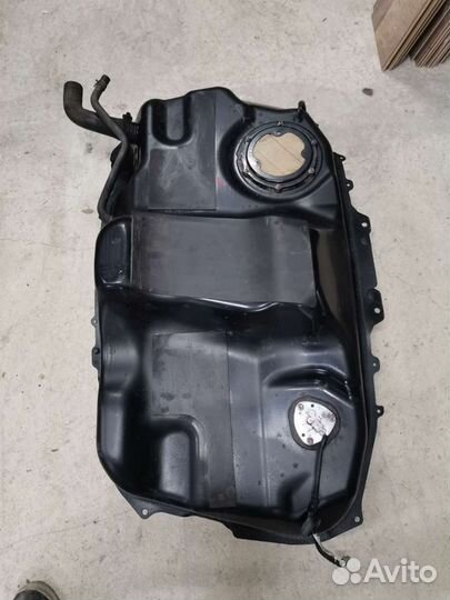 Бак топливный Mitsubishi Lancer X 2WD/4WD