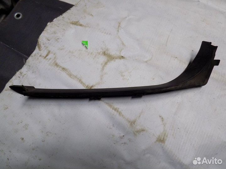 Накладка (кузов внутри) Focus III 2011