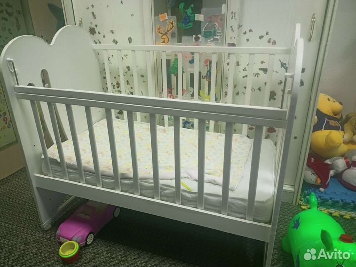 Детская кровать с матрасом