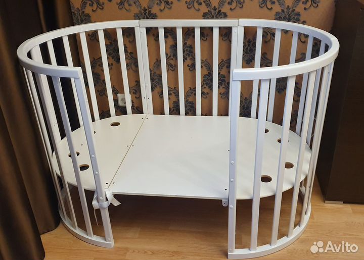 Детская кроватка трансформер с маятником