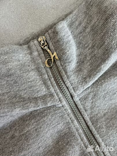 Костюм женский спортивный