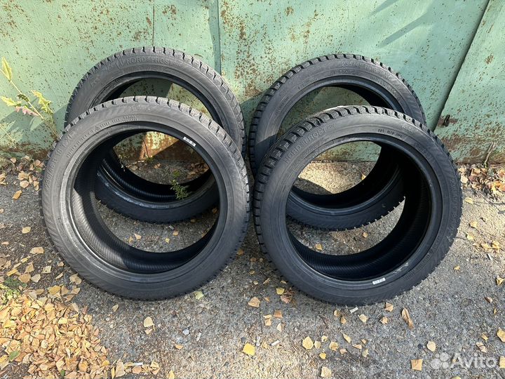 Gislaved Nord Frost 200 235/45 R18