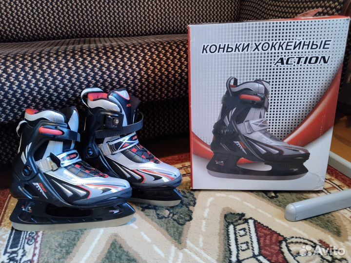 Коньки хоккейные