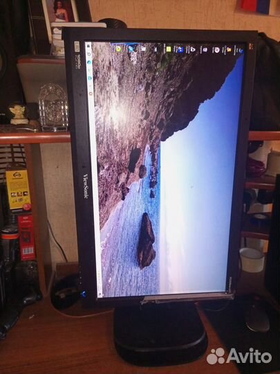 Монитор 24 дюйма ViewSonic