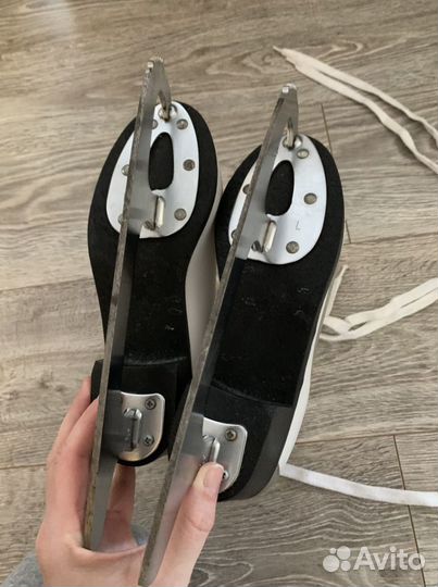 Коньки фигурные arctic 37р