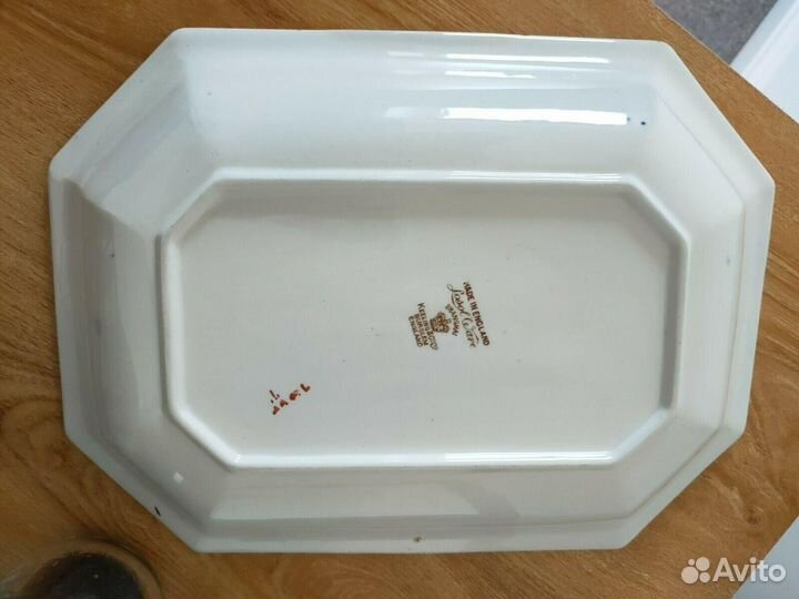 Блюда и тарелки с птицами. Фарфор. Англия