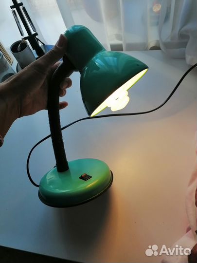 Лампа настольная