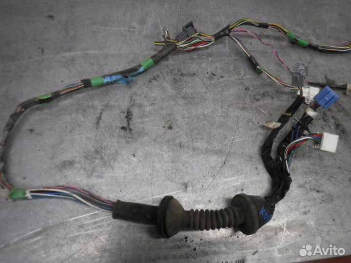 Проводка двери передняя левая Toyota Corolla 120