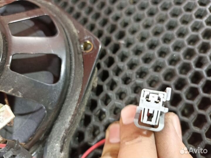 Динамик Volvo FH