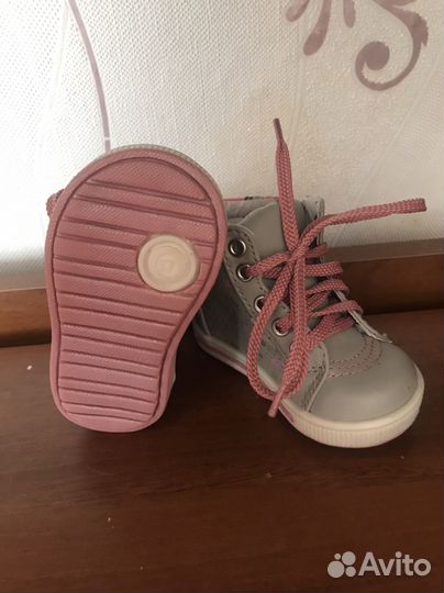 Ботинки демисезонные для девочки 17 размер