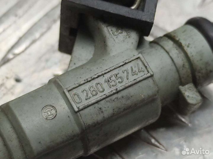 Форсунка Mercedes Ml W163 джип 4.3 2001