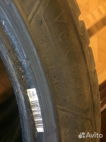 Goodyear Vector 4Seasons Gen-3 225/45 R18 95W