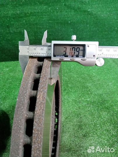 Диск тормозной (комплект) передний Mercedes-Benz