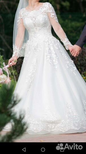 Свадебное платье